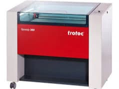 レーザー加工機